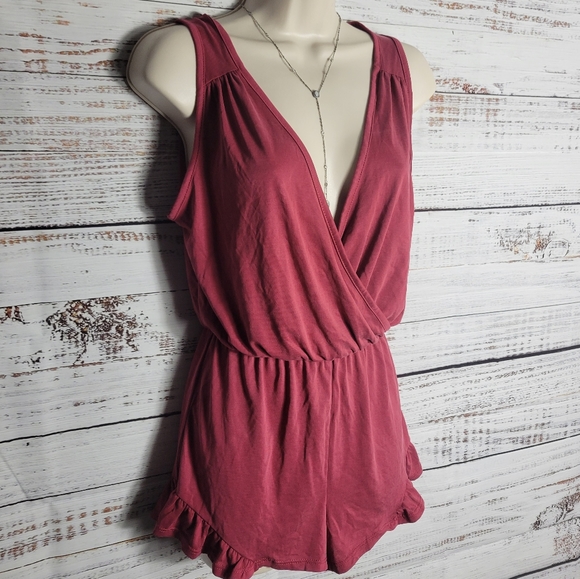 "Isla" cute ruffled romper - Picture 3 of 4